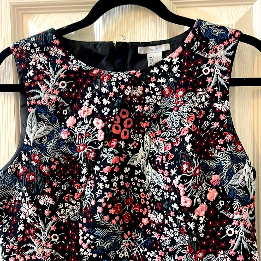 Beautiful floral print dress by H&M